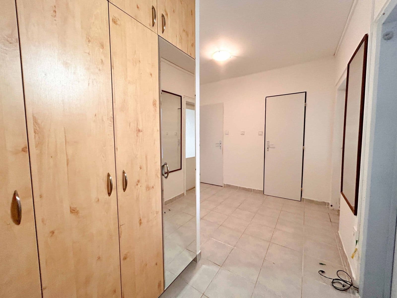 3 bedroom flat to rent, 77 m², Dědinova, Prague, Prague 3 bedroom flat to rent, 77 m², Dědinova, Prague, Prague