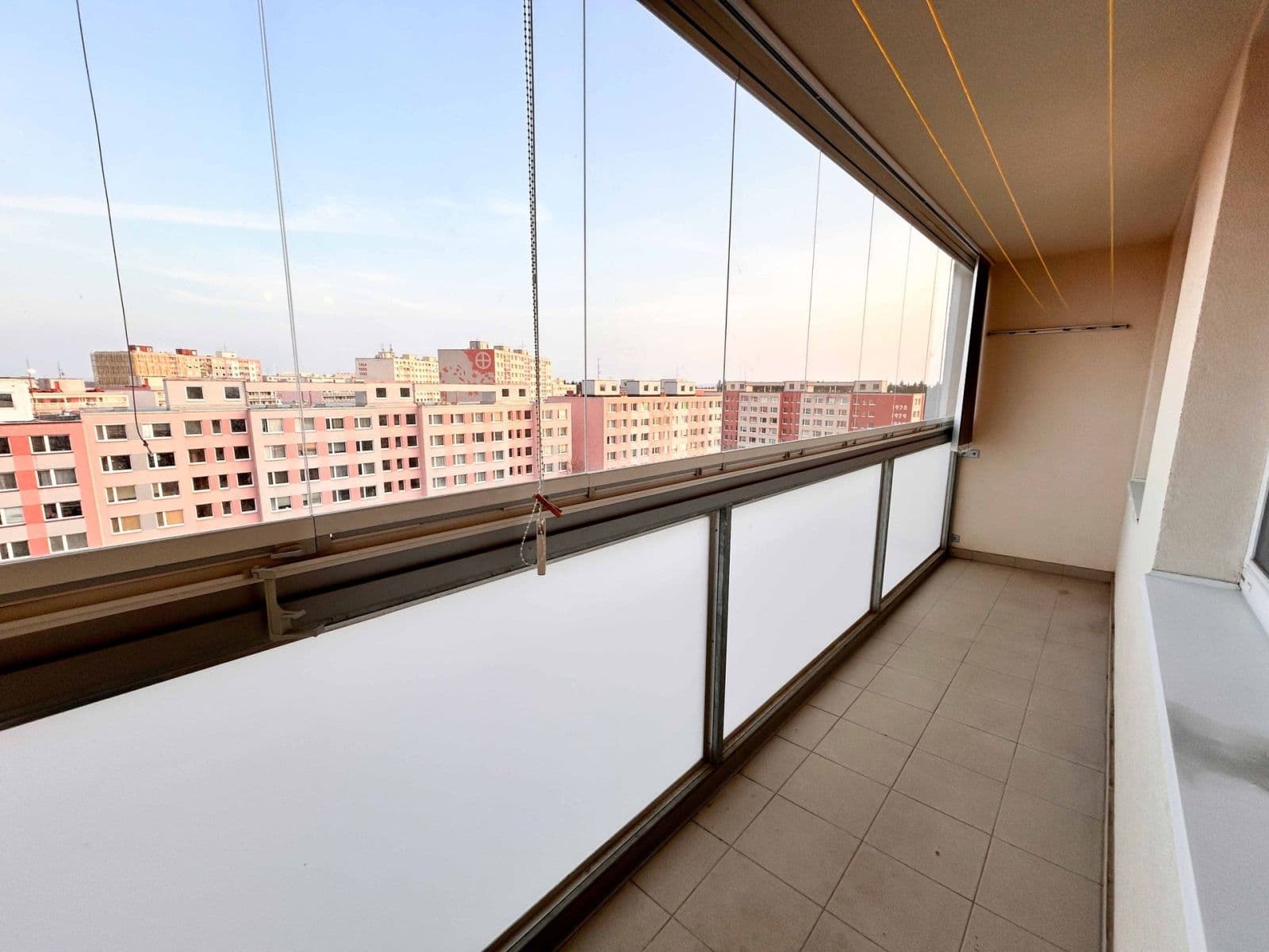 3 bedroom flat to rent, 77 m², Dědinova, Prague, Prague 3 bedroom flat to rent, 77 m², Dědinova, Prague, Prague