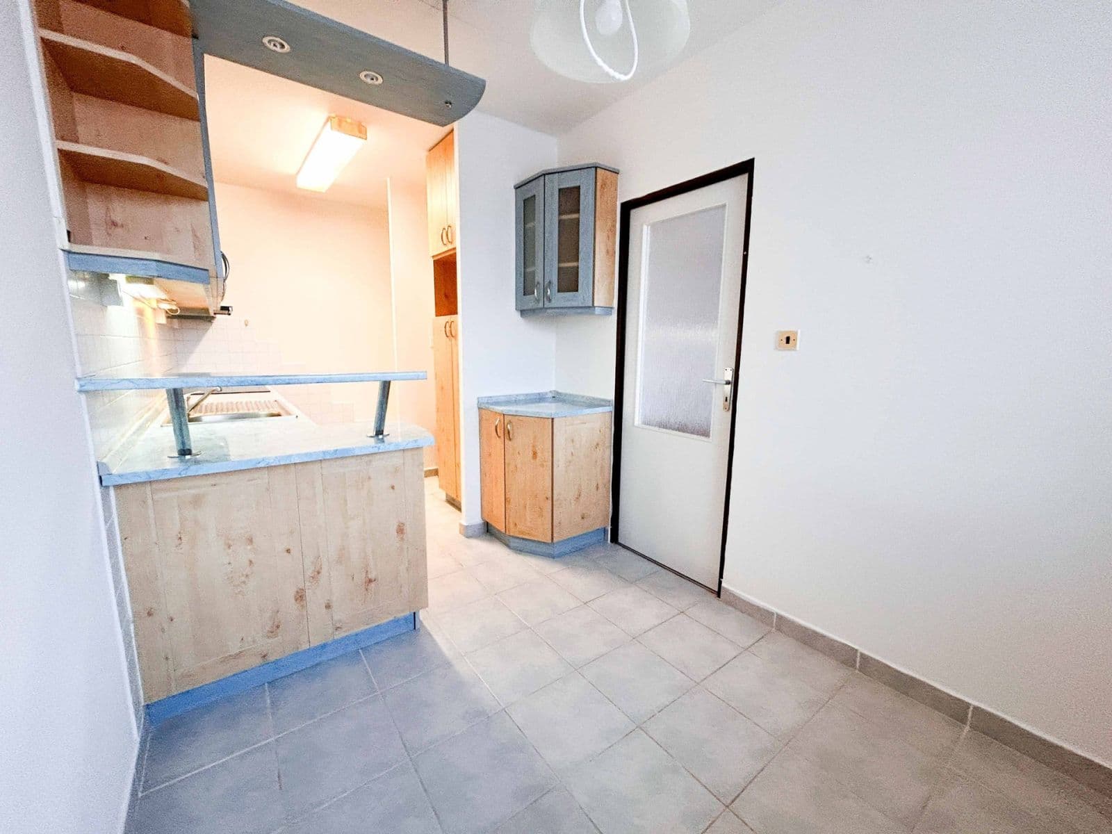 3 bedroom flat to rent, 77 m², Dědinova, Prague, Prague 3 bedroom flat to rent, 77 m², Dědinova, Prague, Prague