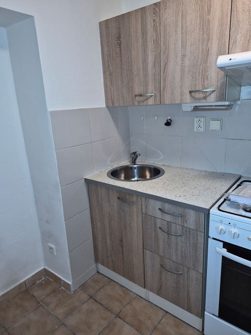 1 bedroom flat to rent, 35 m², Střední, Brno, Jihomoravský Region 1 bedroom flat to rent, 35 m², Střední, Brno, Jihomoravský Region