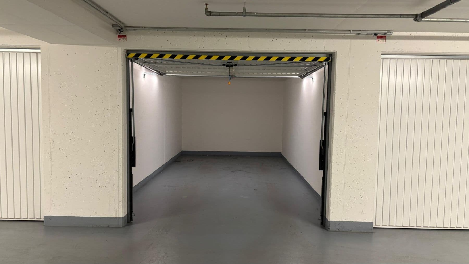 1 bedroom with open-plan kitchen flat to rent, 60 m², Petrohradská, Prague, Prague 1 bedroom with open-plan kitchen flat to rent, 60 m², Petrohradská, Prague, Prague