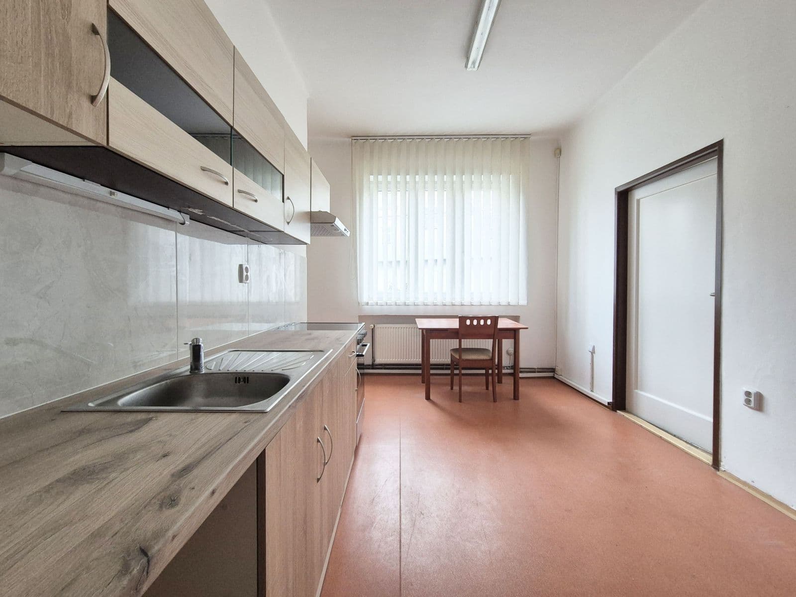 2 bedroom flat to rent, 75 m², Valčíkova, Prague, Prague 2 bedroom flat to rent, 75 m², Valčíkova, Prague, Prague