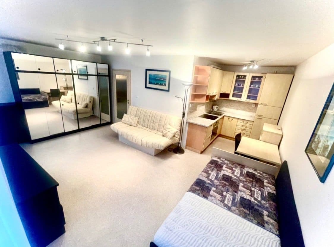 Studio flat to rent, 33 m², Blattného, Prague, Prague Studio flat to rent, 33 m², Blattného, Prague, Prague