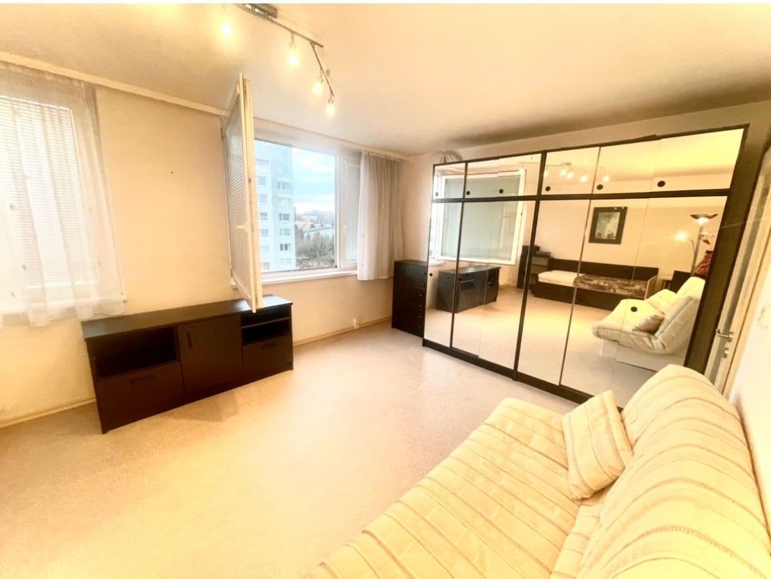 Studio flat to rent, 33 m², Blattného, Prague, Prague Studio flat to rent, 33 m², Blattného, Prague, Prague