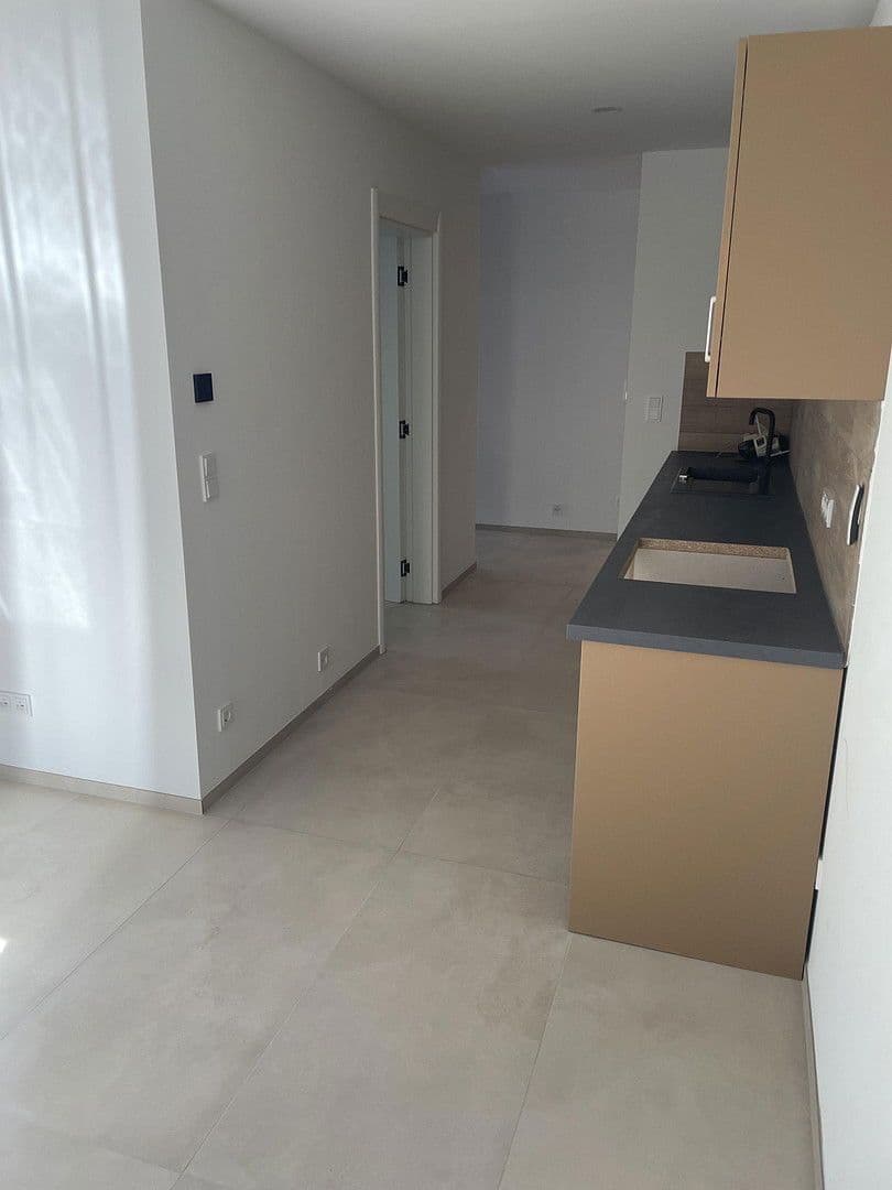 2 bedroom flat to rent, 48 m², Rüsselsheim am Main, Hesse 2 bedroom flat to rent, 48 m², Rüsselsheim am Main, Hesse