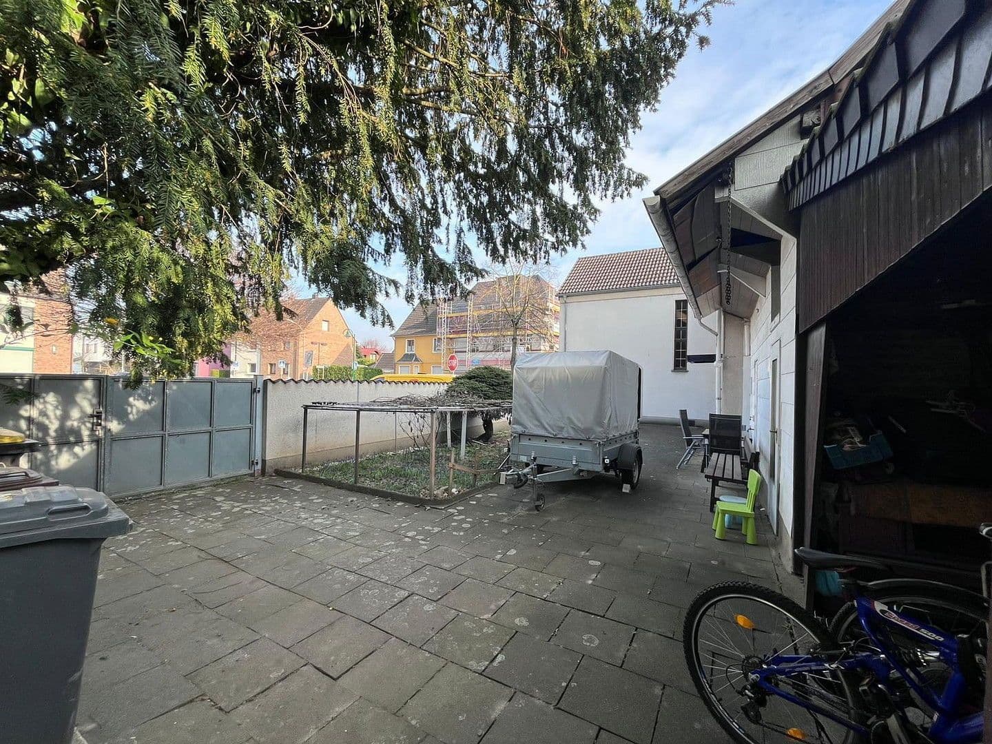 house for sale, 128 m², Niederkassel, North Rhine-Westphalia house for sale, 128 m², Niederkassel, North Rhine-Westphalia