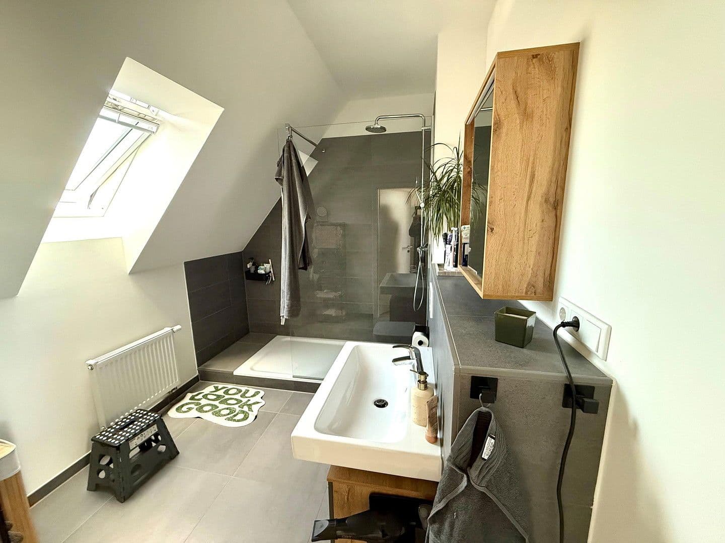 1 bedroom with open-plan kitchen flat to rent, 91 m², Hindenburgstr. 30, Langenhagen, Lower Saxony 1 bedroom with open-plan kitchen flat to rent, 91 m², Hindenburgstr. 30, Langenhagen, Lower Saxony