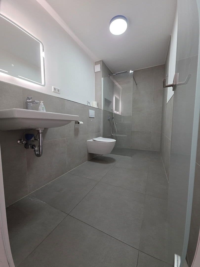 3 bedroom flat to rent, 110 m², Hilden, North Rhine-Westphalia 3 bedroom flat to rent, 110 m², Hilden, North Rhine-Westphalia