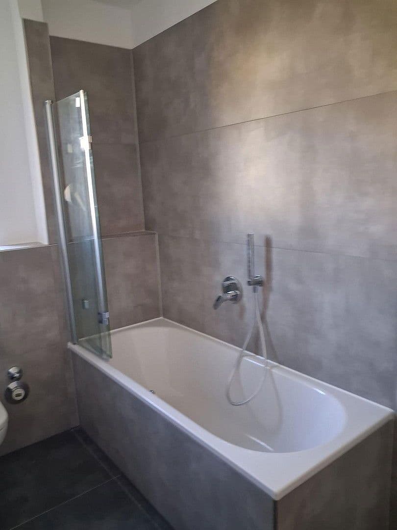 3 bedroom flat to rent, 68 m², Neustadtstraße 3, Leverkusen, North Rhine-Westphalia 3 bedroom flat to rent, 68 m², Neustadtstraße 3, Leverkusen, North Rhine-Westphalia