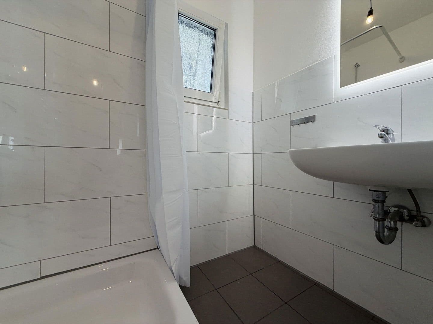 2 bedroom with open-plan kitchen flat for sale, 63 m², Grüner Hof 32, Köln, North Rhine-Westphalia 2 bedroom with open-plan kitchen flat for sale, 63 m², Grüner Hof 32, Köln, North Rhine-Westphalia