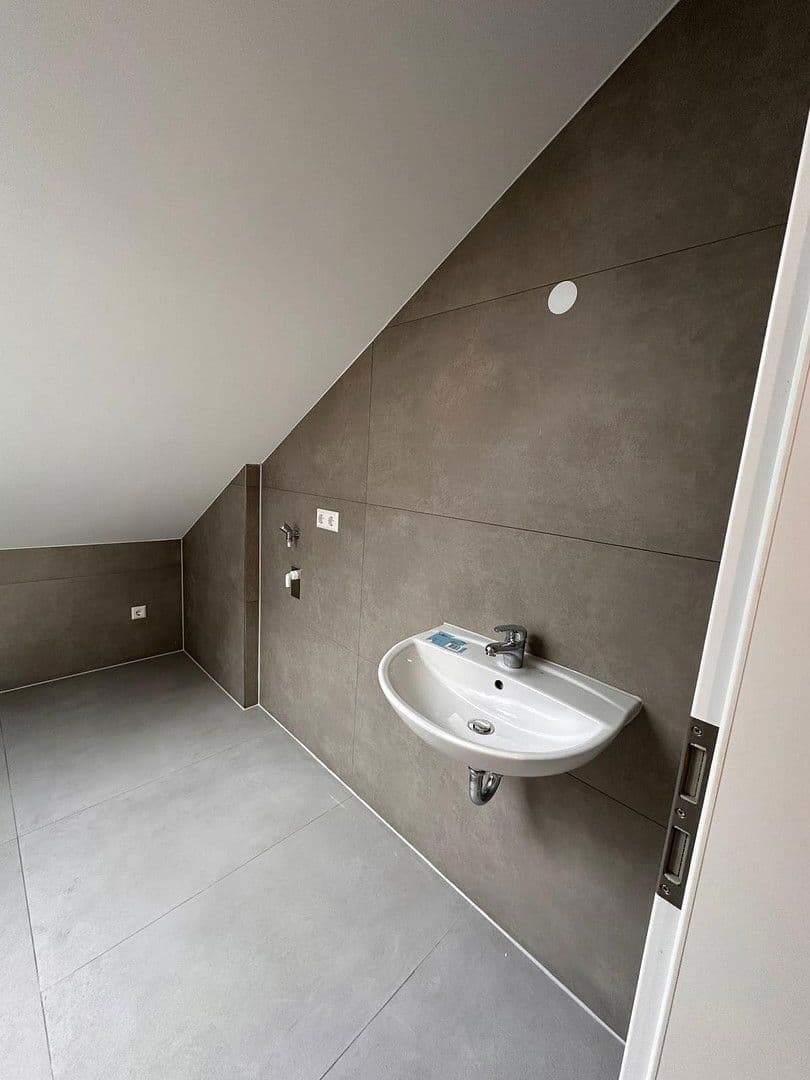 1 bedroom with open-plan kitchen flat to rent, 80 m², Markgröningen, Baden-Württemberg 1 bedroom with open-plan kitchen flat to rent, 80 m², Markgröningen, Baden-Württemberg