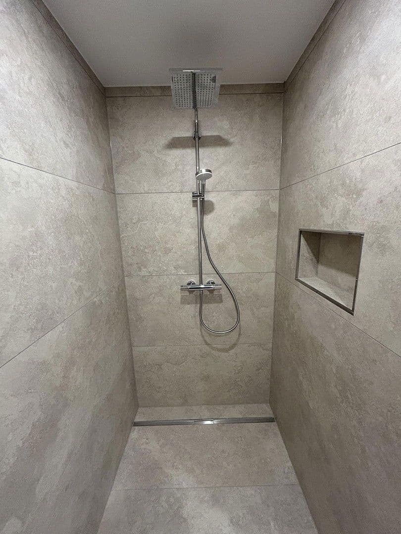 3 bedroom flat to rent, 110 m², Scheckertstrasse 2, Zell am Main, Bavaria 3 bedroom flat to rent, 110 m², Scheckertstrasse 2, Zell am Main, Bavaria