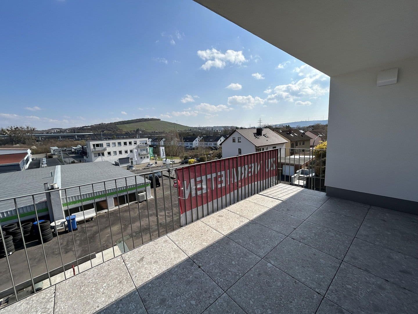 3 bedroom flat to rent, 110 m², Scheckertstrasse 2, Zell am Main, Bavaria 3 bedroom flat to rent, 110 m², Scheckertstrasse 2, Zell am Main, Bavaria