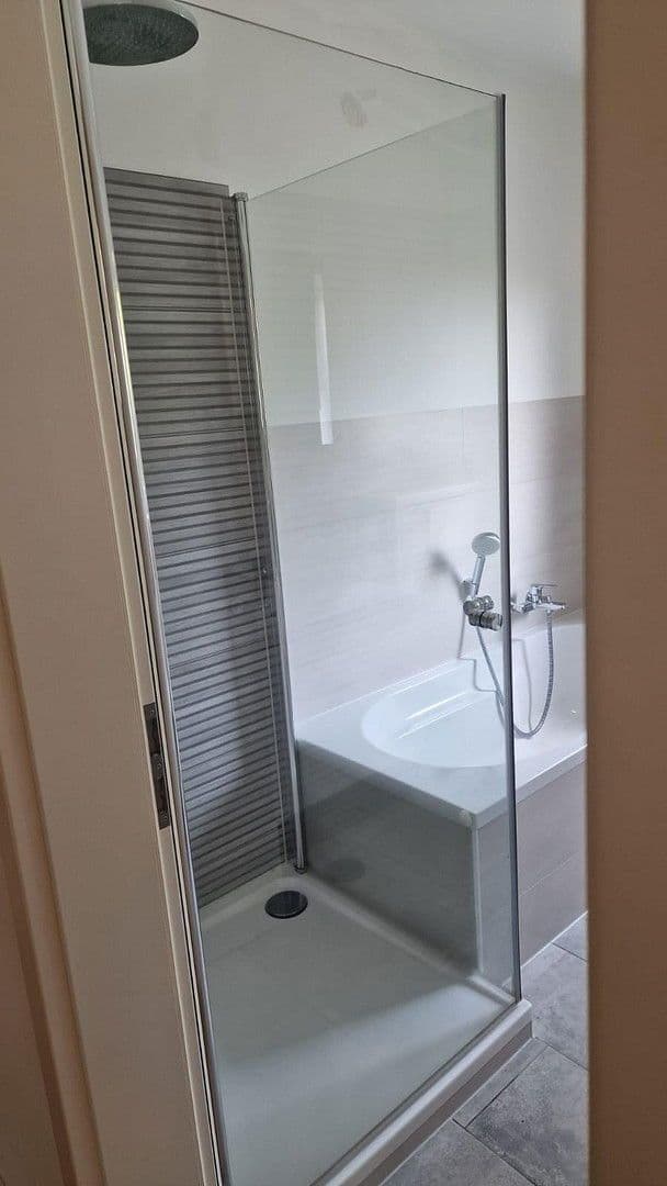 2 bedroom with open-plan kitchen flat for sale, 90 m², Buchbergstrasse, Bruchköbel, Hesse 2 bedroom with open-plan kitchen flat for sale, 90 m², Buchbergstrasse, Bruchköbel, Hesse