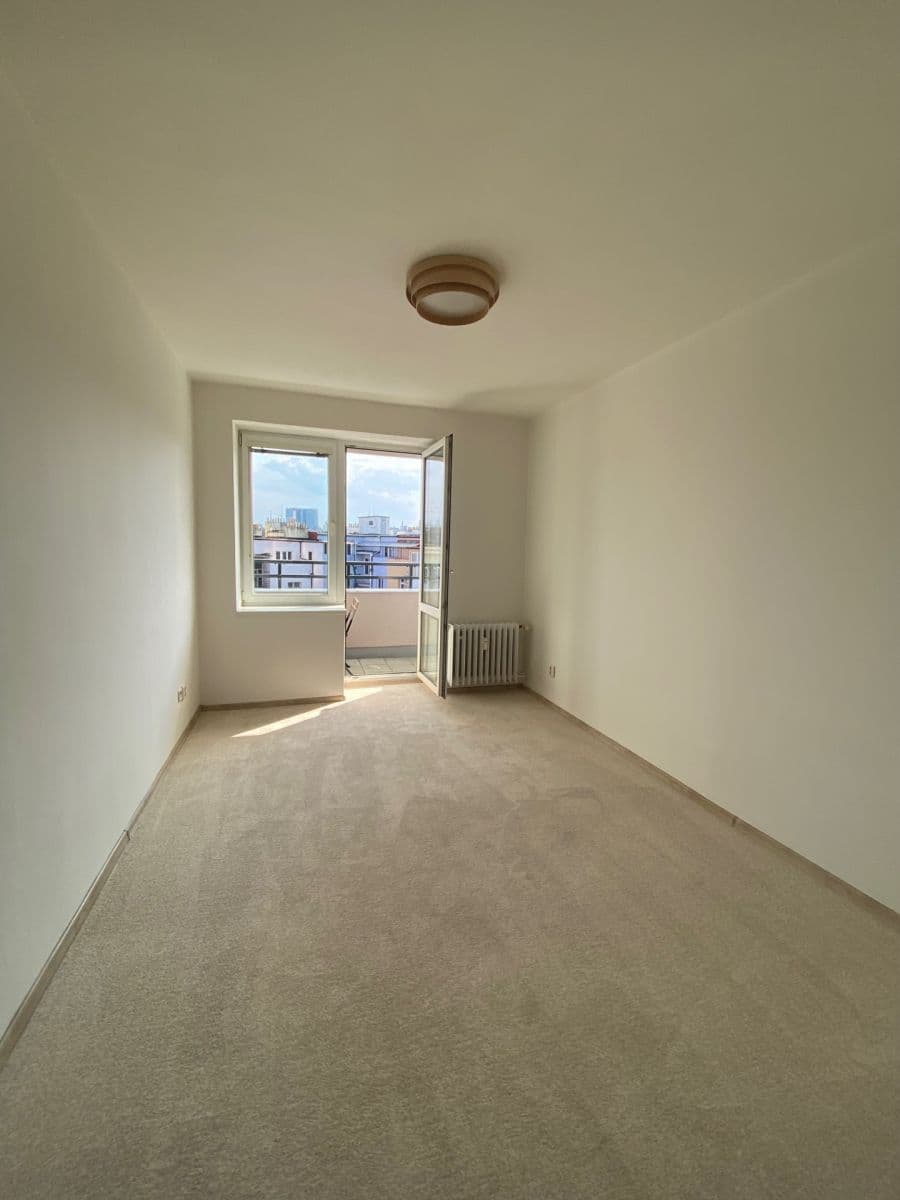 2 bedroom with open-plan kitchen flat to rent, 50 m², Kloboučnická, Prague, Prague 2 bedroom with open-plan kitchen flat to rent, 50 m², Kloboučnická, Prague, Prague