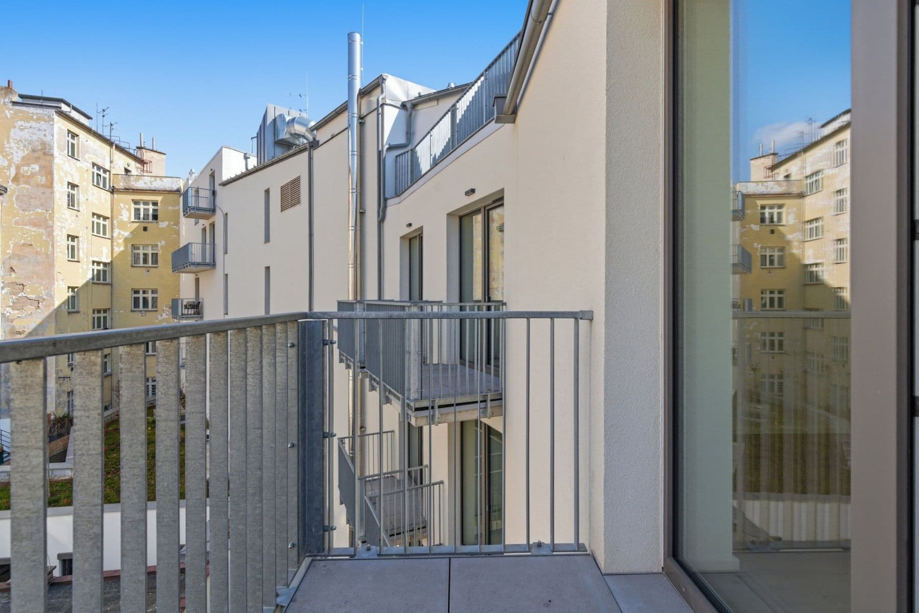 Studio flat to rent, 24 m², Krymská, Prague, Prague Studio flat to rent, 24 m², Krymská, Prague, Prague