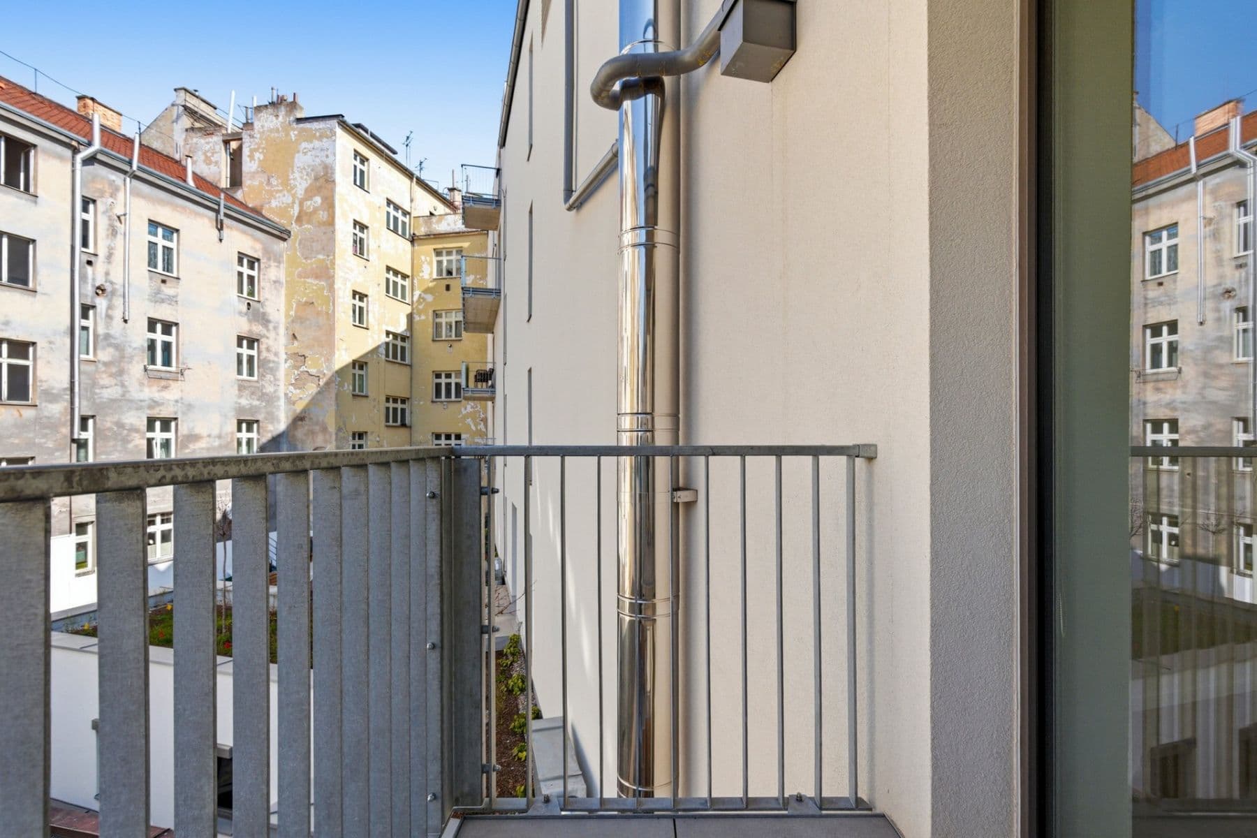 Studio flat to rent, 30 m², Krymská, Prague, Prague Studio flat to rent, 30 m², Krymská, Prague, Prague