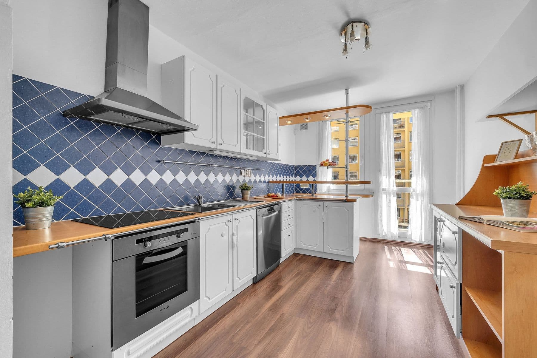 3 bedroom flat to rent, 108 m², Sartoriova, Prague, Prague 3 bedroom flat to rent, 108 m², Sartoriova, Prague, Prague