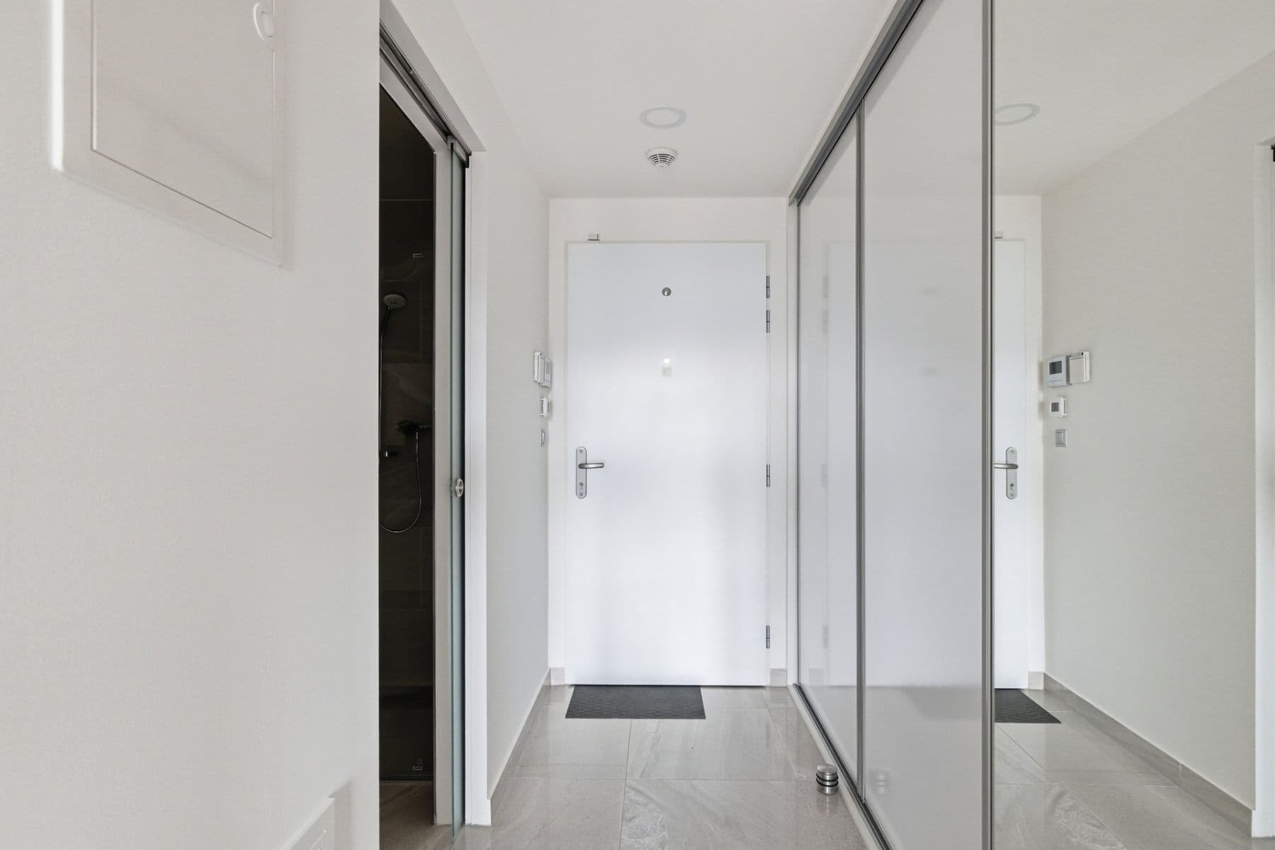 Studio flat to rent, 33 m², Českomoravská, Prague, Prague Studio flat to rent, 33 m², Českomoravská, Prague, Prague