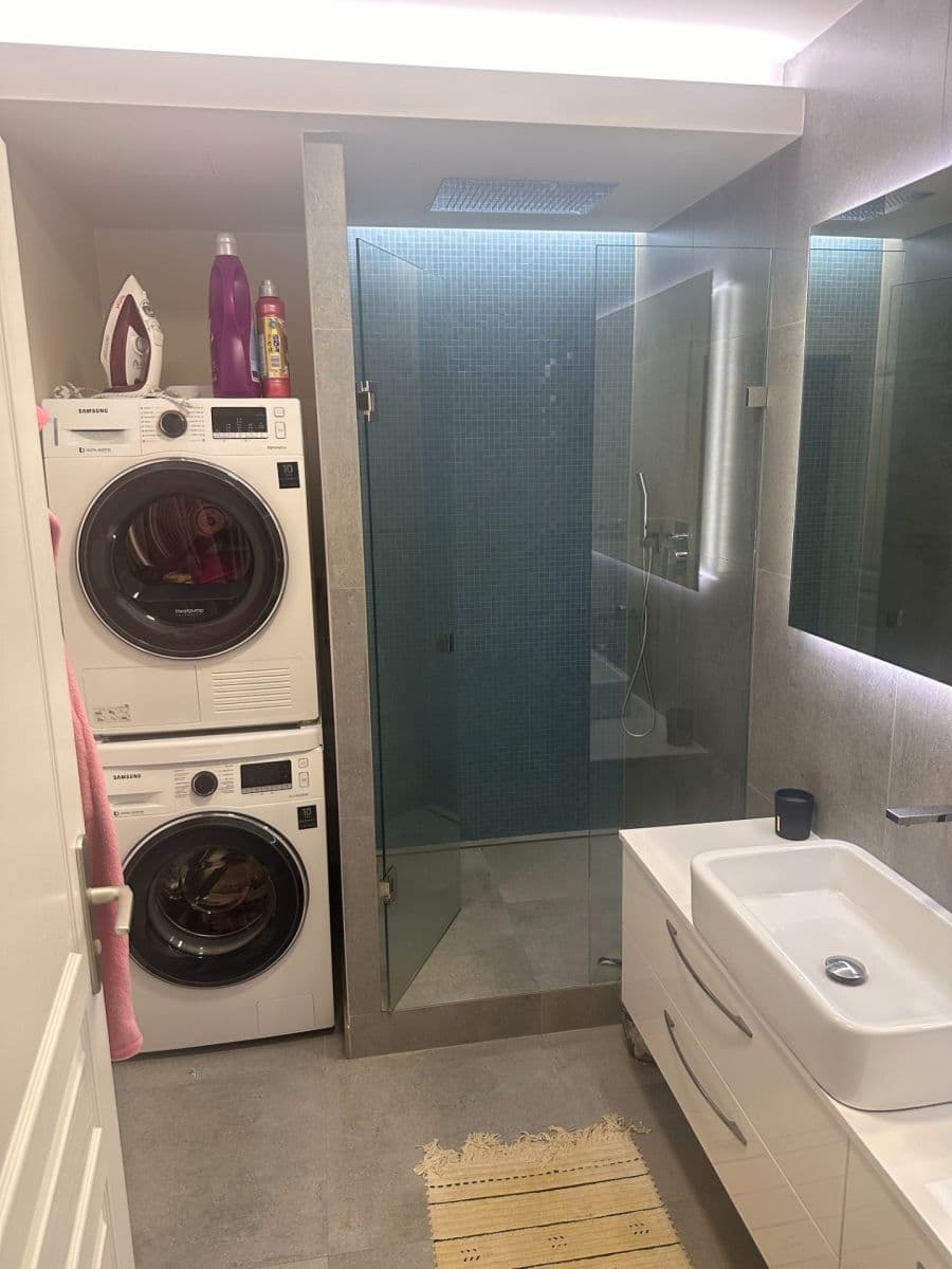 1 bedroom with open-plan kitchen flat to rent, 66 m², Cholupická, Prague, Prague 1 bedroom with open-plan kitchen flat to rent, 66 m², Cholupická, Prague, Prague