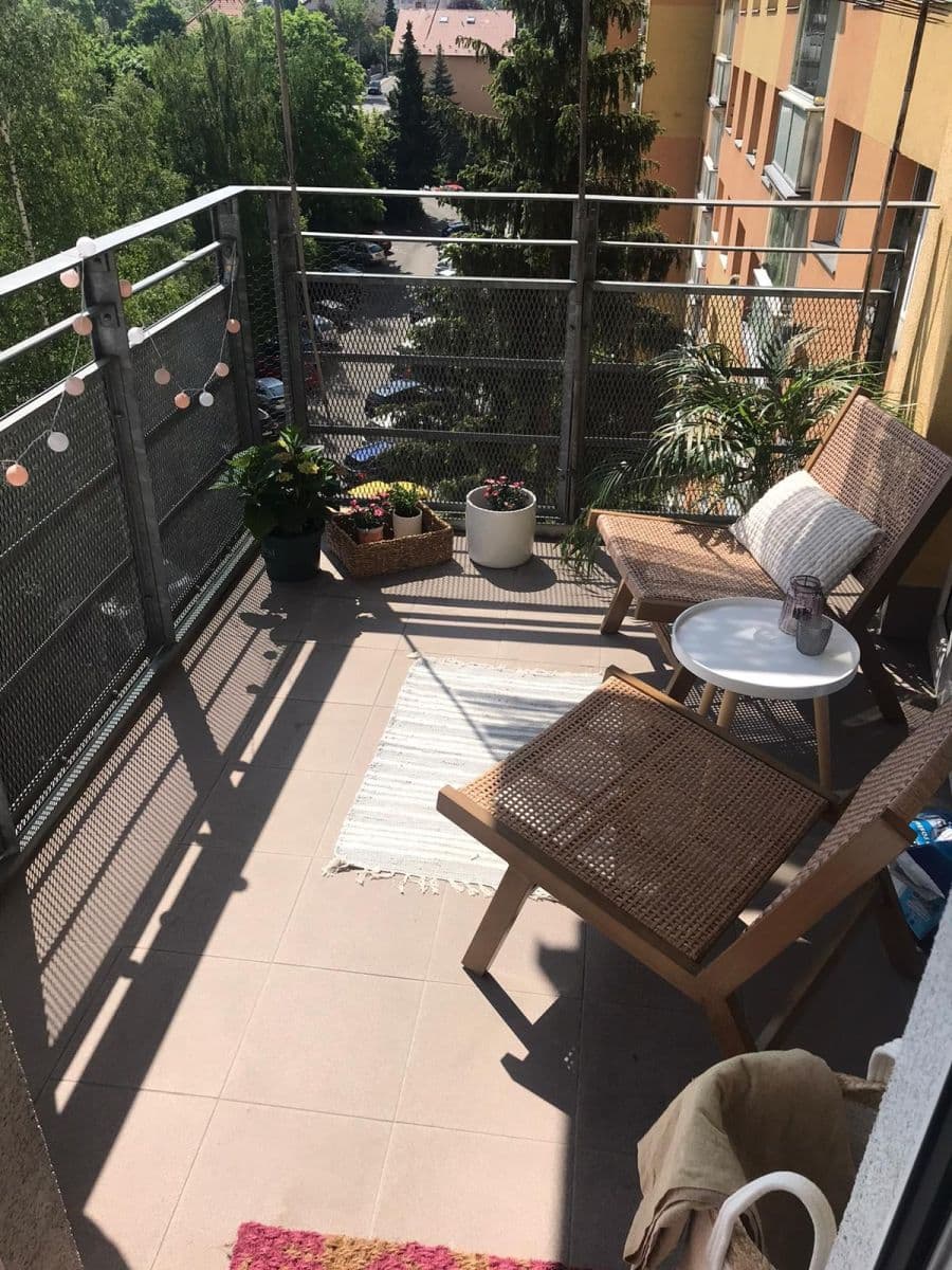 1 bedroom with open-plan kitchen flat to rent, 66 m², Cholupická, Prague, Prague 1 bedroom with open-plan kitchen flat to rent, 66 m², Cholupická, Prague, Prague