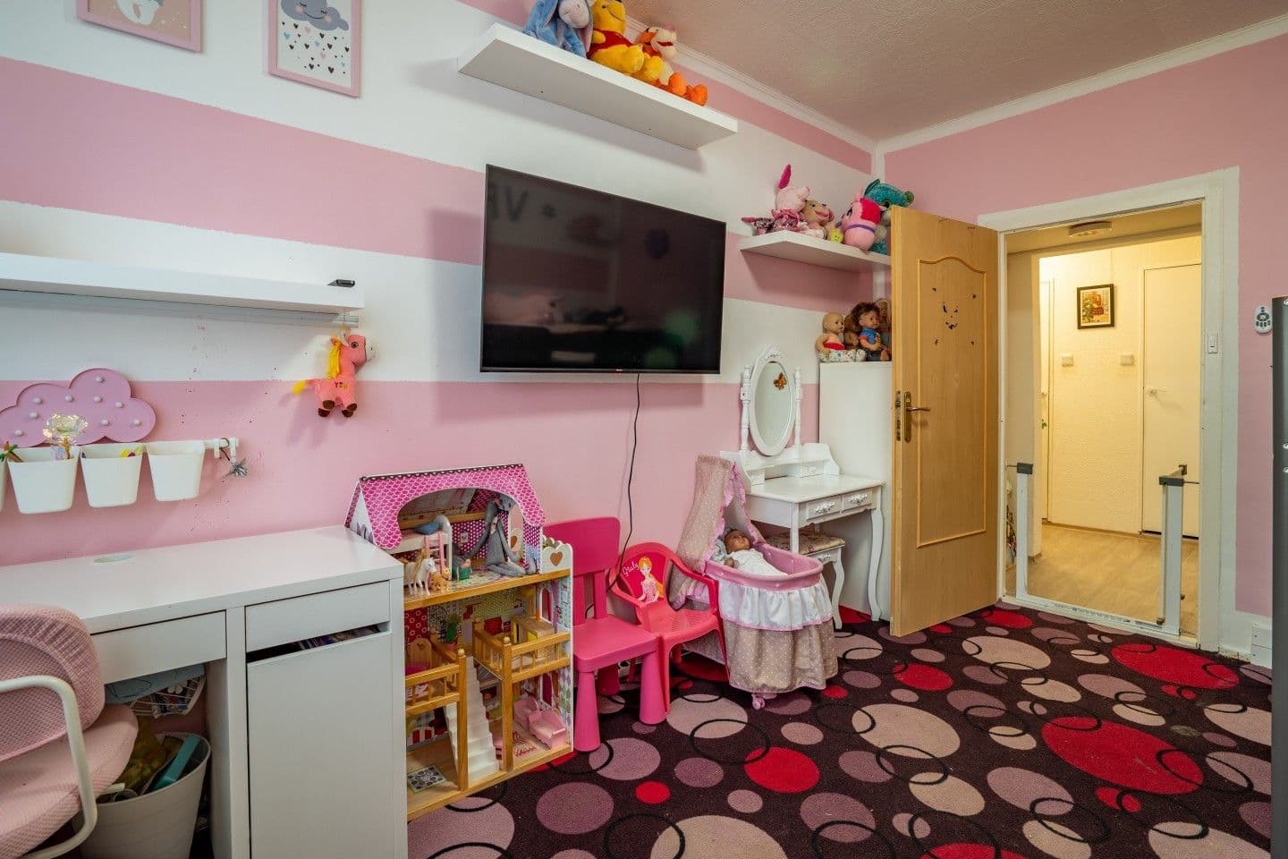 3 bedroom flat to rent, 69 m², Václava Košaře, Ostrava, Moravskoslezský Region 3 bedroom flat to rent, 69 m², Václava Košaře, Ostrava, Moravskoslezský Region