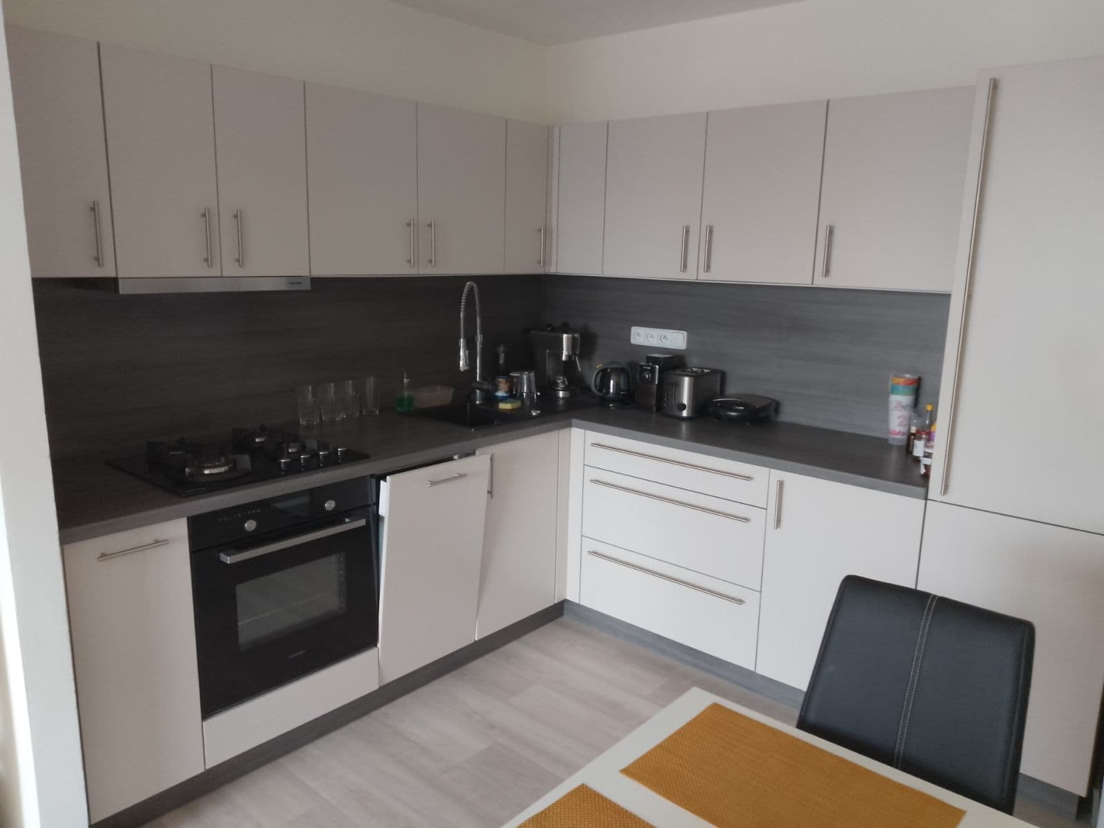 1 bedroom with open-plan kitchen flat to rent, 50 m², Za Prachárnou, Jihlava, Vysočina Region 1 bedroom with open-plan kitchen flat to rent, 50 m², Za Prachárnou, Jihlava, Vysočina Region