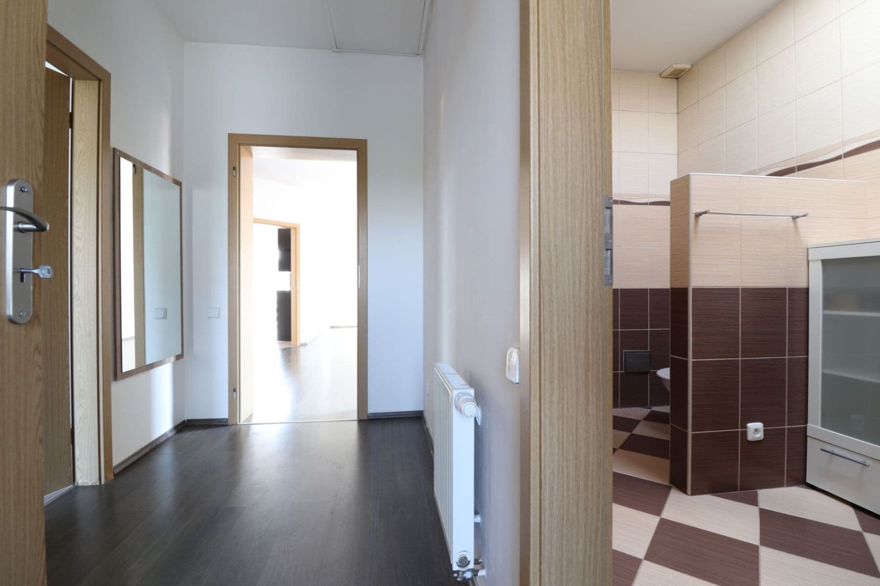 2 bedroom with open-plan kitchen flat to rent, 77 m², Za Hotelem, Nupaky, Středočeský Region 2 bedroom with open-plan kitchen flat to rent, 77 m², Za Hotelem, Nupaky, Středočeský Region