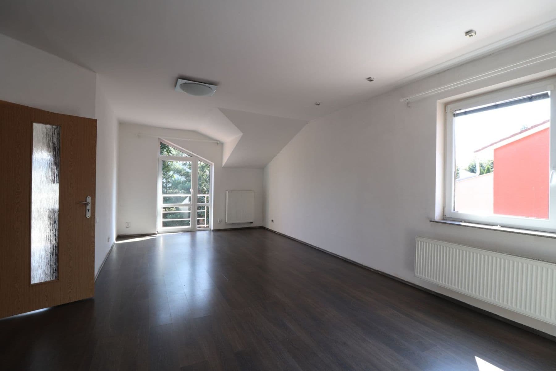 2 bedroom with open-plan kitchen flat to rent, 77 m², Za Hotelem, Nupaky, Středočeský Region 2 bedroom with open-plan kitchen flat to rent, 77 m², Za Hotelem, Nupaky, Středočeský Region