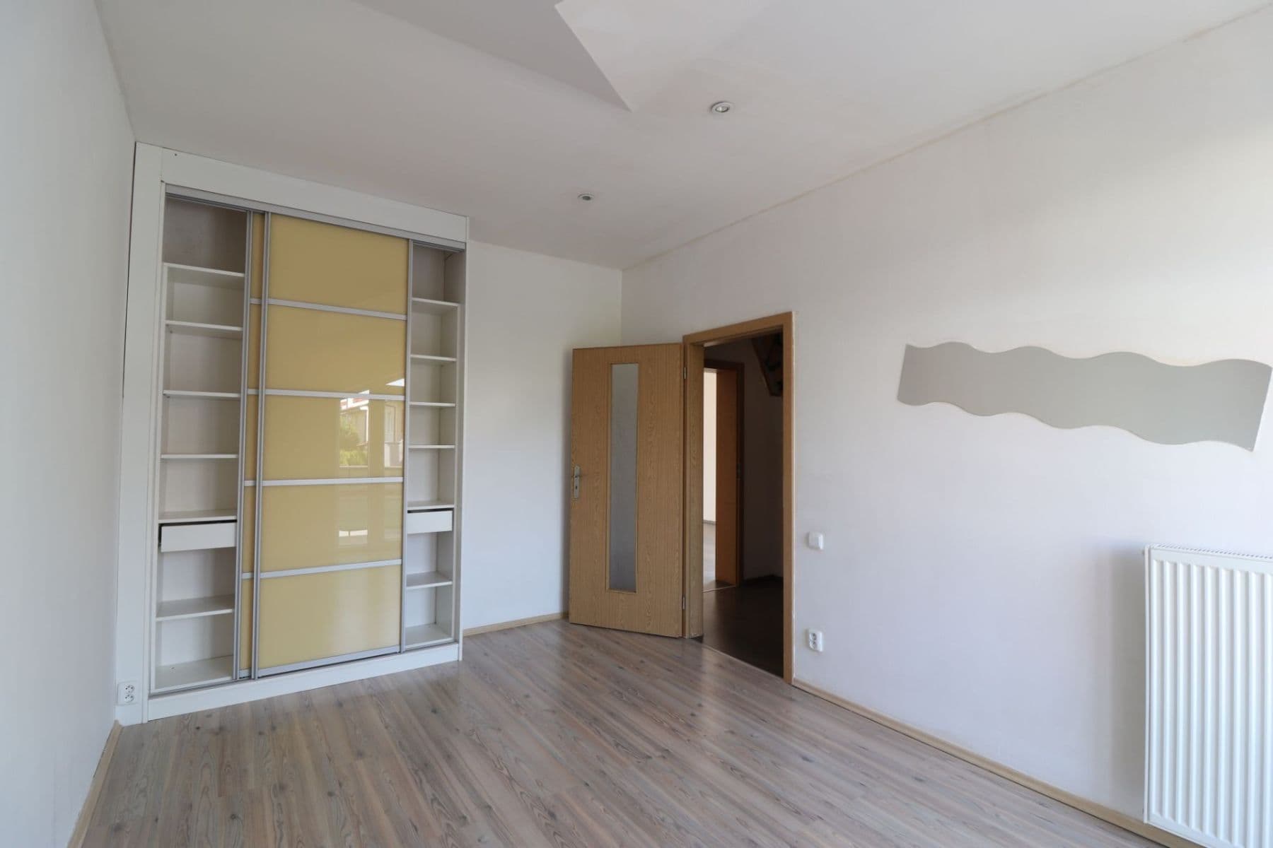 2 bedroom with open-plan kitchen flat to rent, 77 m², Za Hotelem, Nupaky, Středočeský Region 2 bedroom with open-plan kitchen flat to rent, 77 m², Za Hotelem, Nupaky, Středočeský Region