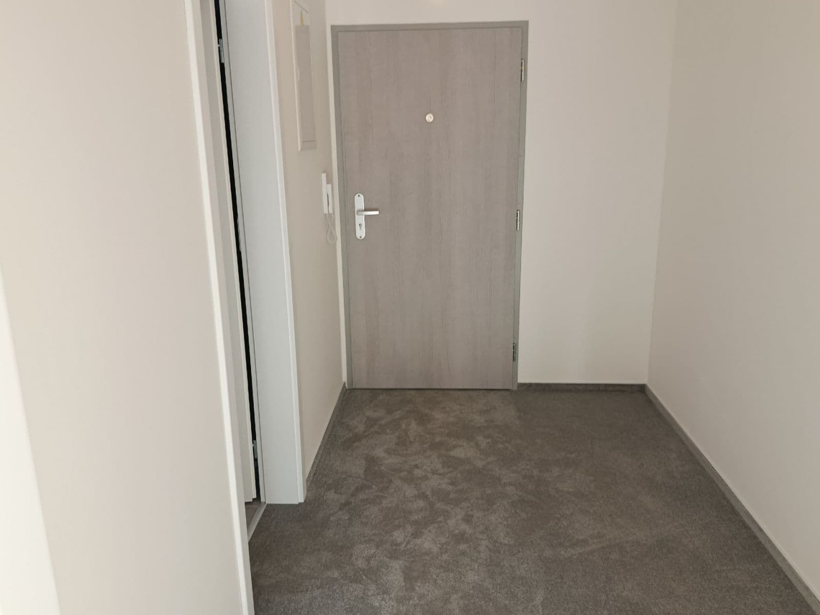 Studio flat for sale, 38 m², Gerstelova, Prague, Prague Studio flat for sale, 38 m², Gerstelova, Prague, Prague