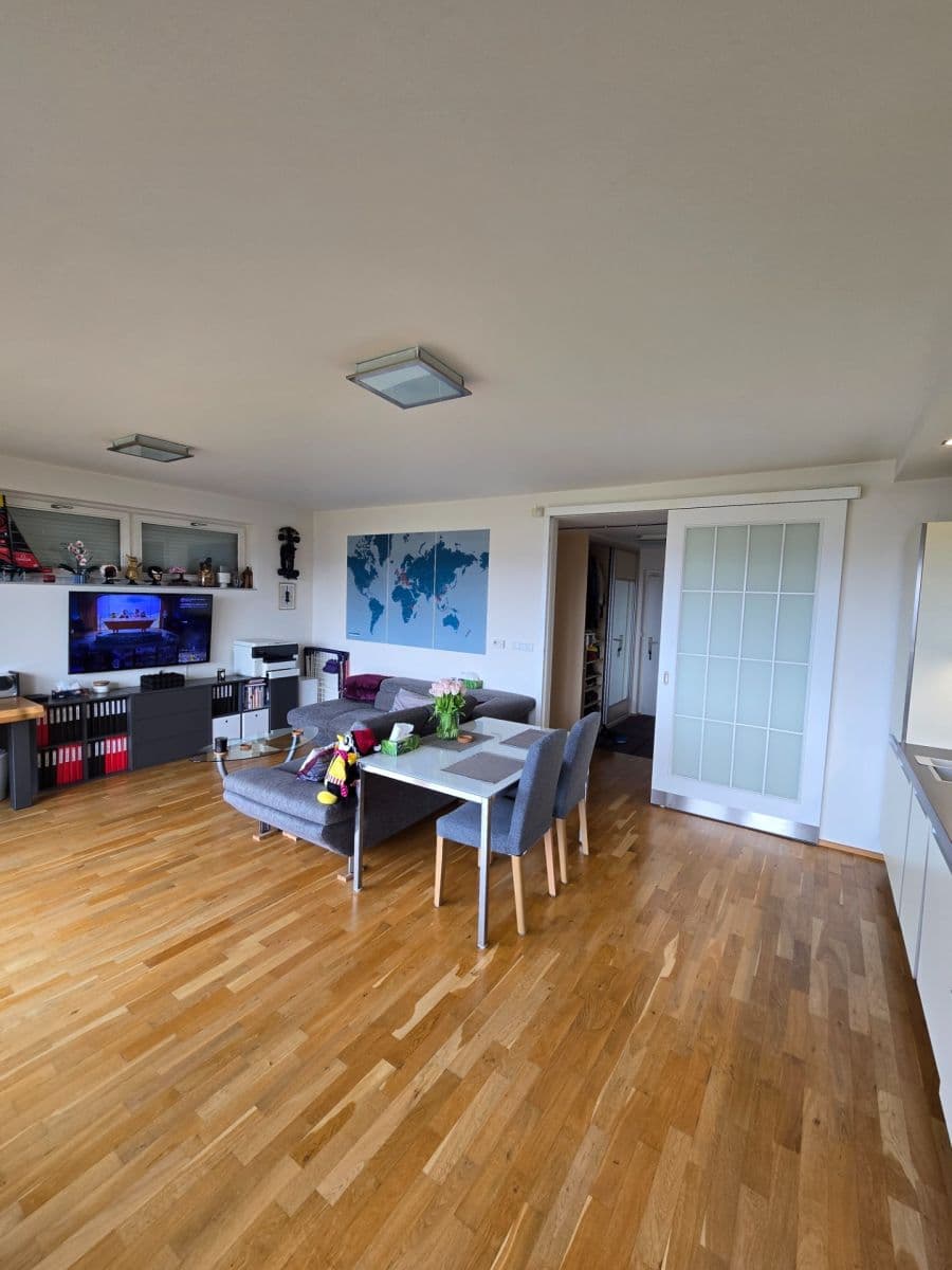 1 bedroom with open-plan kitchen flat to rent, 60 m², Spinozova, Prague, Prague 1 bedroom with open-plan kitchen flat to rent, 60 m², Spinozova, Prague, Prague