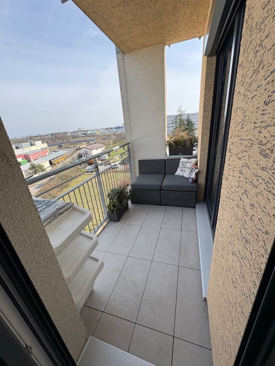 1 bedroom with open-plan kitchen flat to rent, 50 m², U Radosti, Prague, Prague 1 bedroom with open-plan kitchen flat to rent, 50 m², U Radosti, Prague, Prague