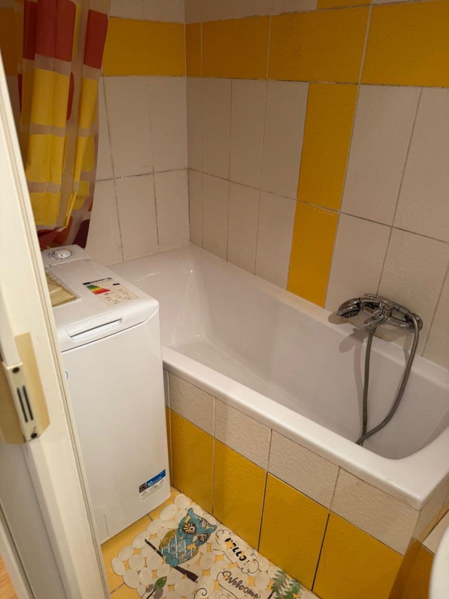 2 bedroom flat to rent, 52 m², Roztoky, Středočeský Region 2 bedroom flat to rent, 52 m², Roztoky, Středočeský Region