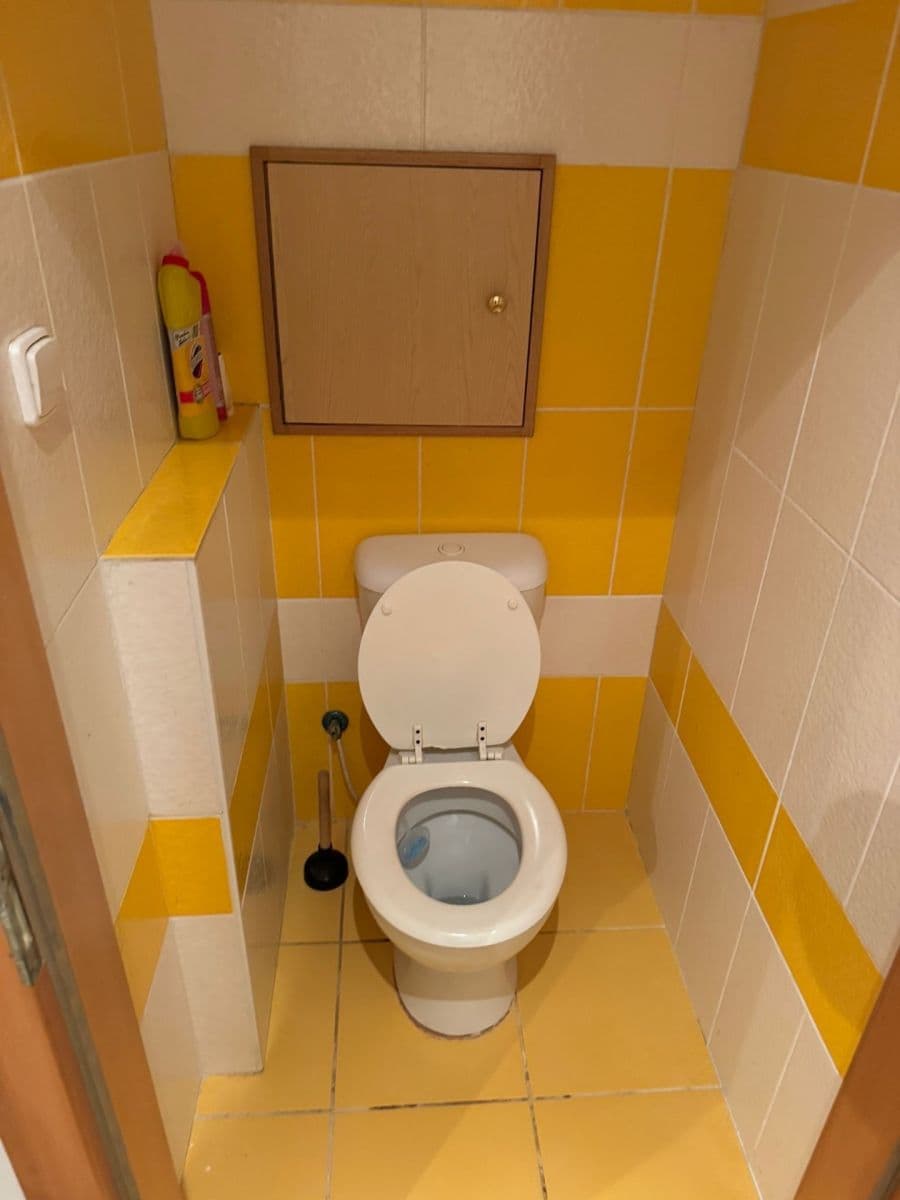 2 bedroom flat to rent, 52 m², Roztoky, Středočeský Region 2 bedroom flat to rent, 52 m², Roztoky, Středočeský Region