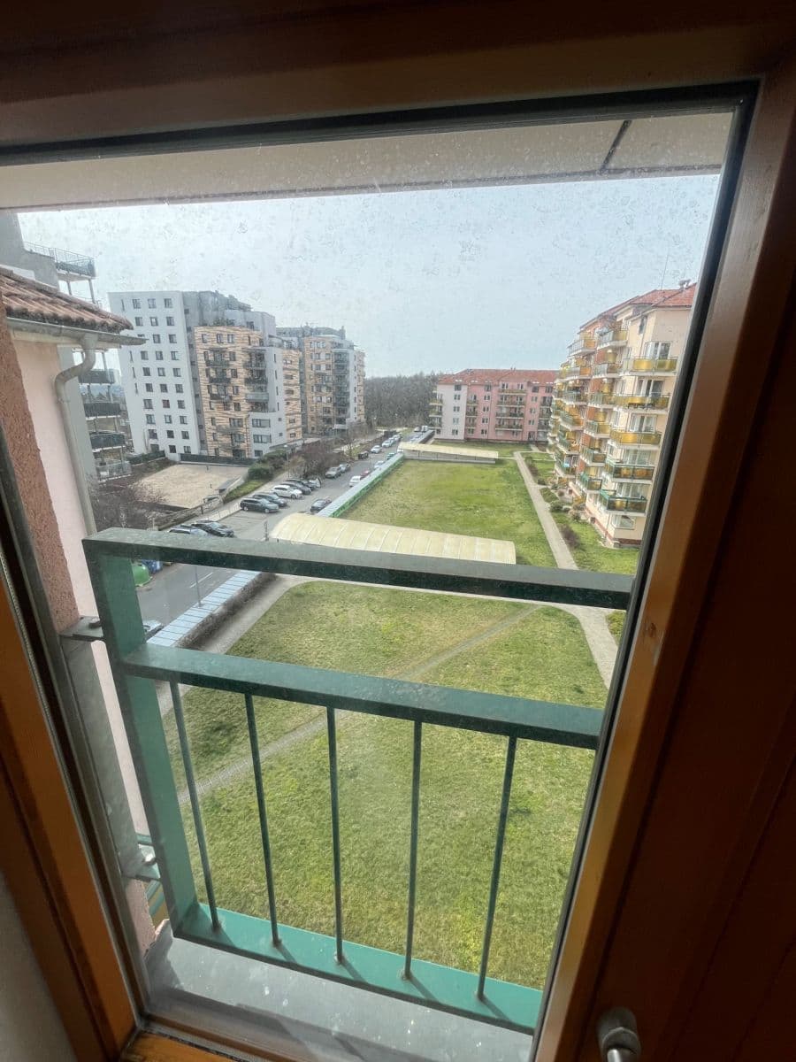 Studio flat to rent, 37 m², Padovská, Prague, Prague Studio flat to rent, 37 m², Padovská, Prague, Prague