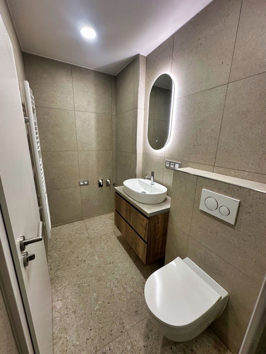 2 bedroom flat for sale, 54 m², Nádražní, Jindřichův Hradec, Jihočeský Region 2 bedroom flat for sale, 54 m², Nádražní, Jindřichův Hradec, Jihočeský Region