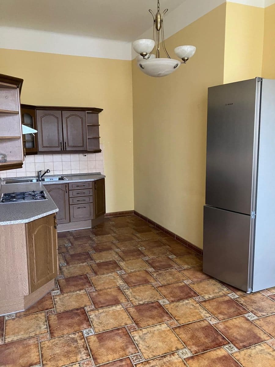 3 bedroom flat to rent, 105 m², Václavkova, Prague, Prague 3 bedroom flat to rent, 105 m², Václavkova, Prague, Prague