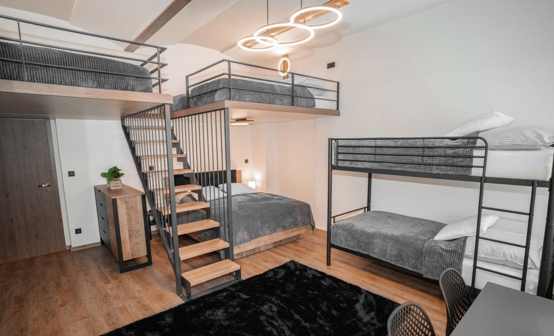 house for sale, 550 m², Polská, Trutnov, Královéhradecký Region house for sale, 550 m², Polská, Trutnov, Královéhradecký Region