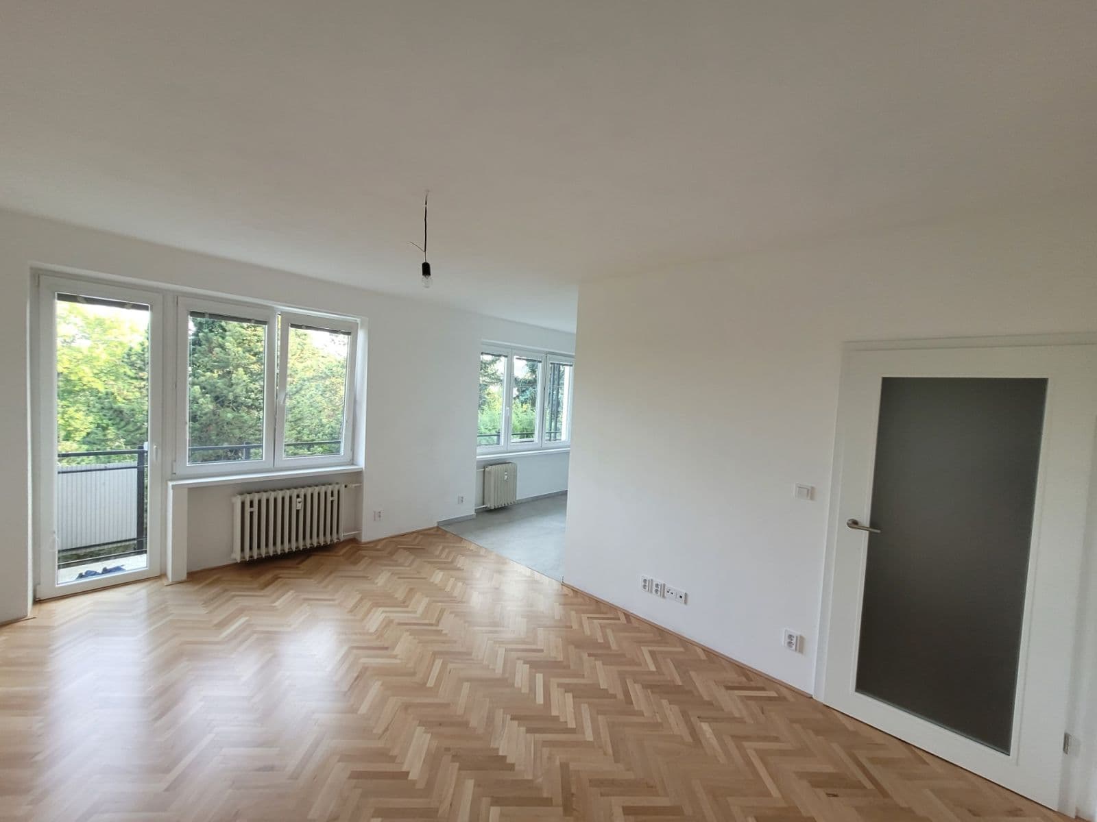 1 bedroom with open-plan kitchen flat to rent, 55 m², Komornická, Prague, Prague 1 bedroom with open-plan kitchen flat to rent, 55 m², Komornická, Prague, Prague