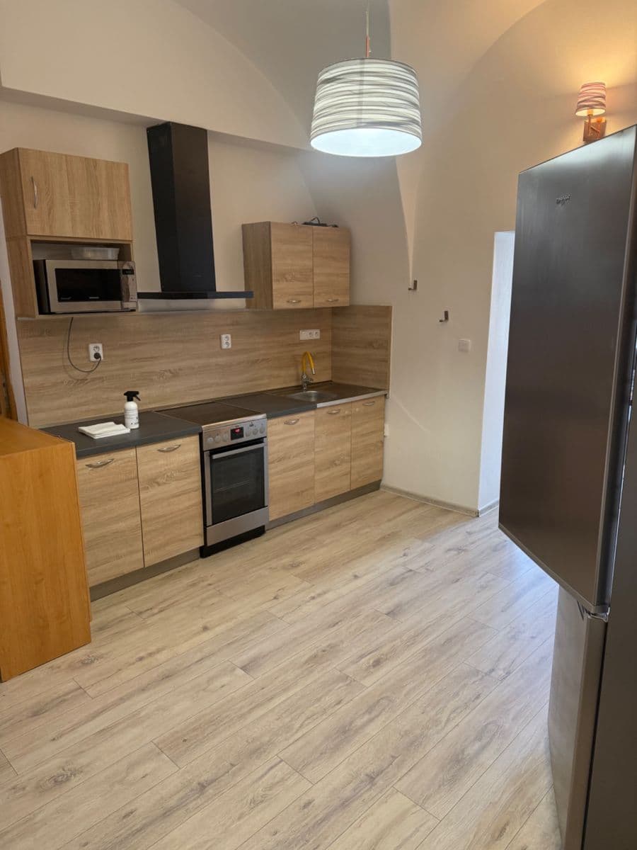 1 bedroom flat to rent, 70 m², Karlovo nám., Třebíč, Vysočina Region 1 bedroom flat to rent, 70 m², Karlovo nám., Třebíč, Vysočina Region