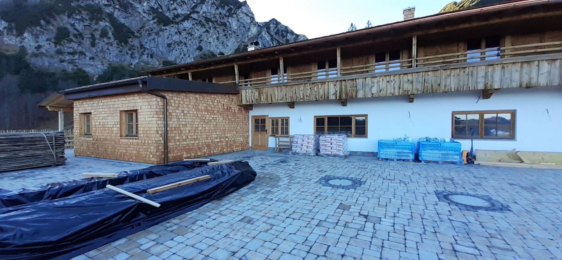 non-residential property for sale, 935 m², Wuhrstein 17, Schleching, Bavaria non-residential property for sale, 935 m², Wuhrstein 17, Schleching, Bavaria