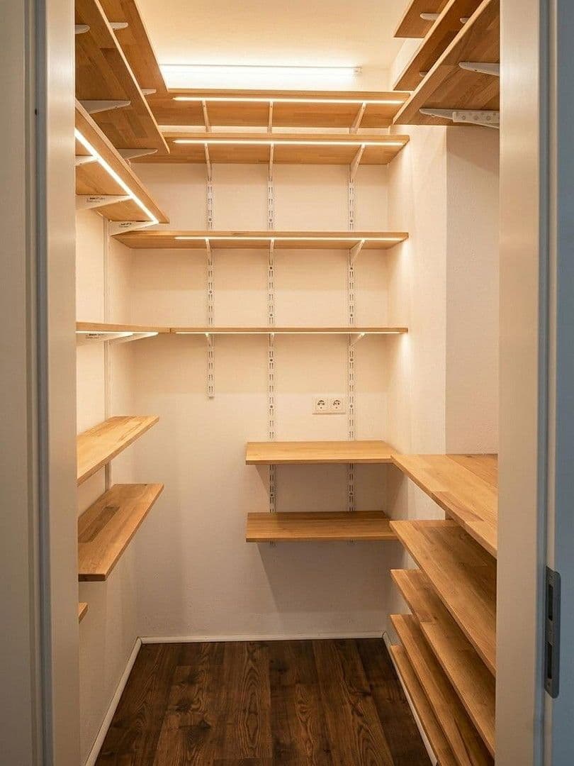 4 bedroom flat for sale, 88 m², Eibenstr. 2, Düsseldorf, North Rhine-Westphalia 4 bedroom flat for sale, 88 m², Eibenstr. 2, Düsseldorf, North Rhine-Westphalia