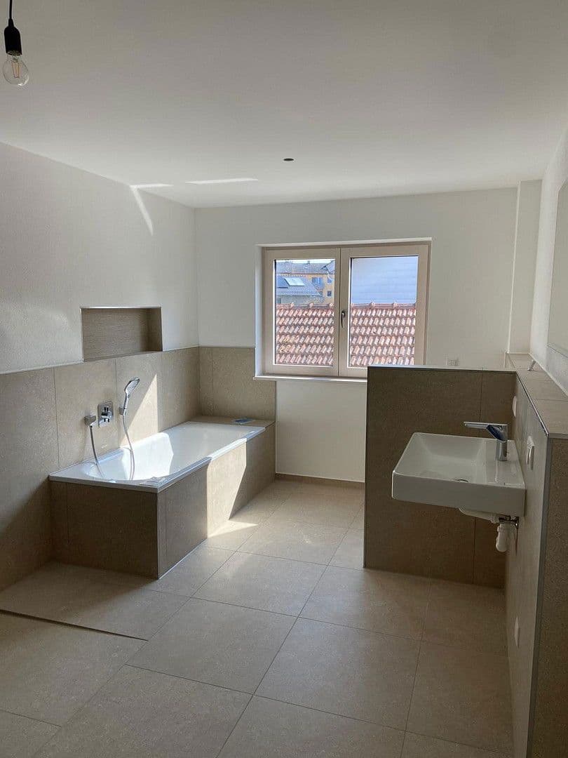 3 bedroom with open-plan kitchen flat to rent, 188 m², Enthammerstr. 7, Grafing, Bavaria 3 bedroom with open-plan kitchen flat to rent, 188 m², Enthammerstr. 7, Grafing, Bavaria