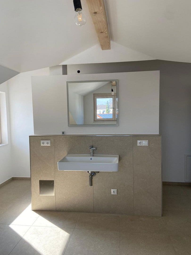 3 bedroom with open-plan kitchen flat to rent, 188 m², Enthammerstr. 7, Grafing, Bavaria 3 bedroom with open-plan kitchen flat to rent, 188 m², Enthammerstr. 7, Grafing, Bavaria