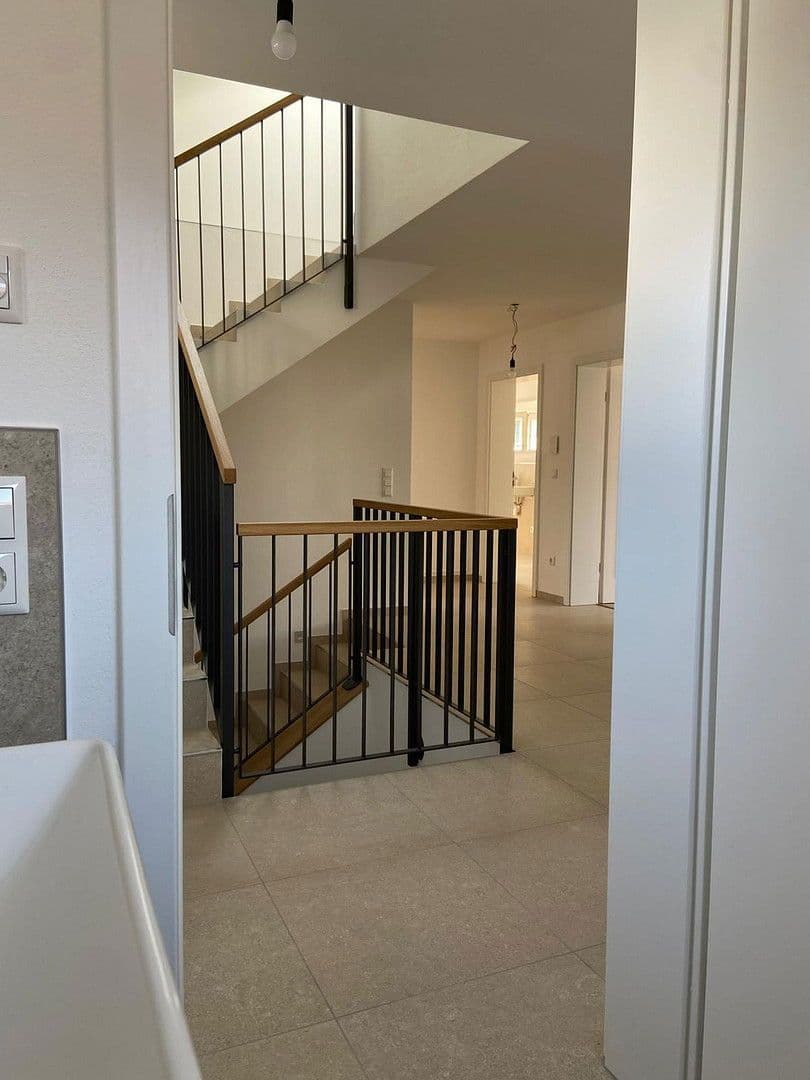 3 bedroom with open-plan kitchen flat to rent, 188 m², Enthammerstr. 7, Grafing, Bavaria 3 bedroom with open-plan kitchen flat to rent, 188 m², Enthammerstr. 7, Grafing, Bavaria