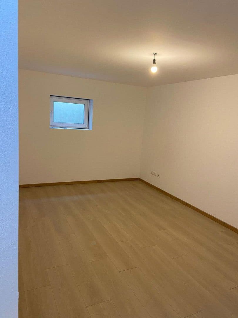 3 bedroom with open-plan kitchen flat to rent, 188 m², Enthammerstr. 7, Grafing, Bavaria 3 bedroom with open-plan kitchen flat to rent, 188 m², Enthammerstr. 7, Grafing, Bavaria