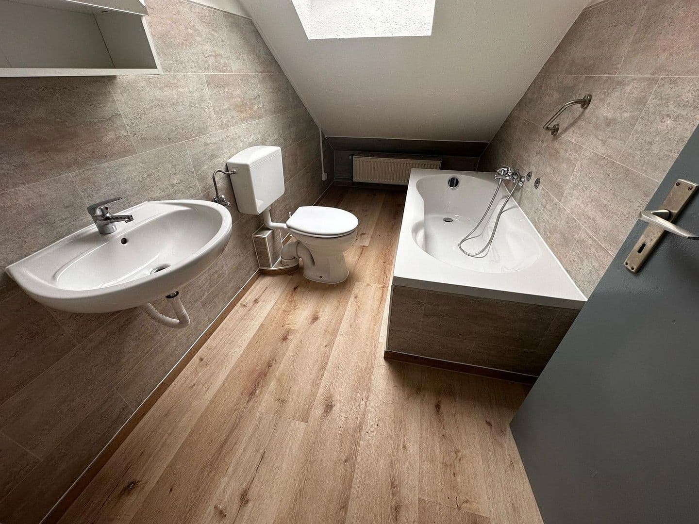 house for sale, 1,477 m², Rinteln, Lower Saxony house for sale, 1,477 m², Rinteln, Lower Saxony