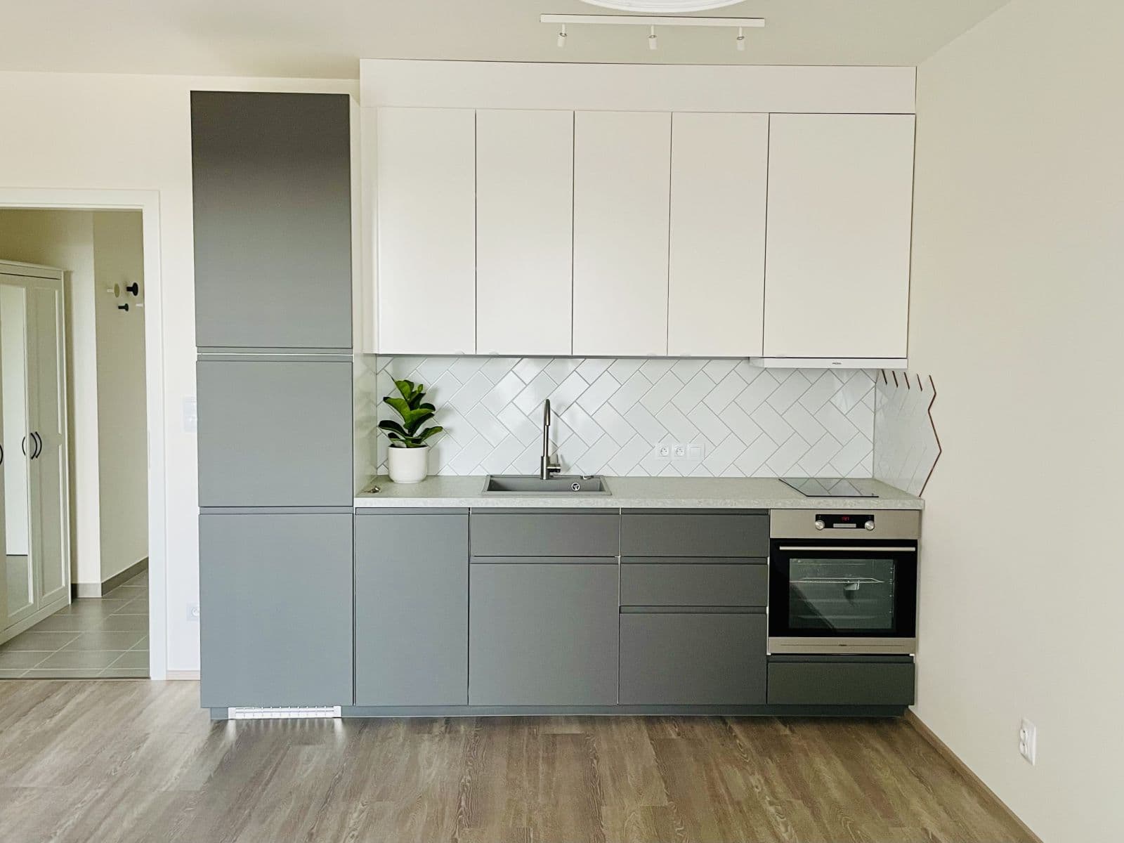 Studio flat to rent, 44 m², Olgy Havlové, Prague, Prague Studio flat to rent, 44 m², Olgy Havlové, Prague, Prague