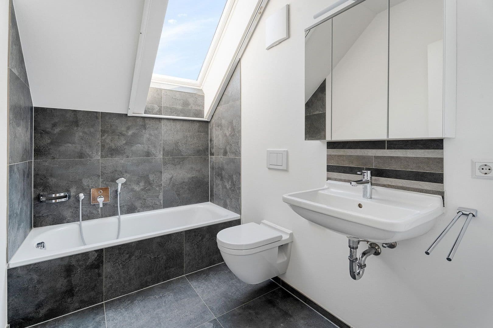 house for sale, 210 m², Allensbach, Baden-Württemberg house for sale, 210 m², Allensbach, Baden-Württemberg